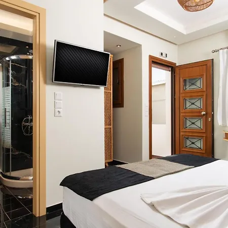 Angelica'S Deluxe Rooms In Adamas Exterior photo